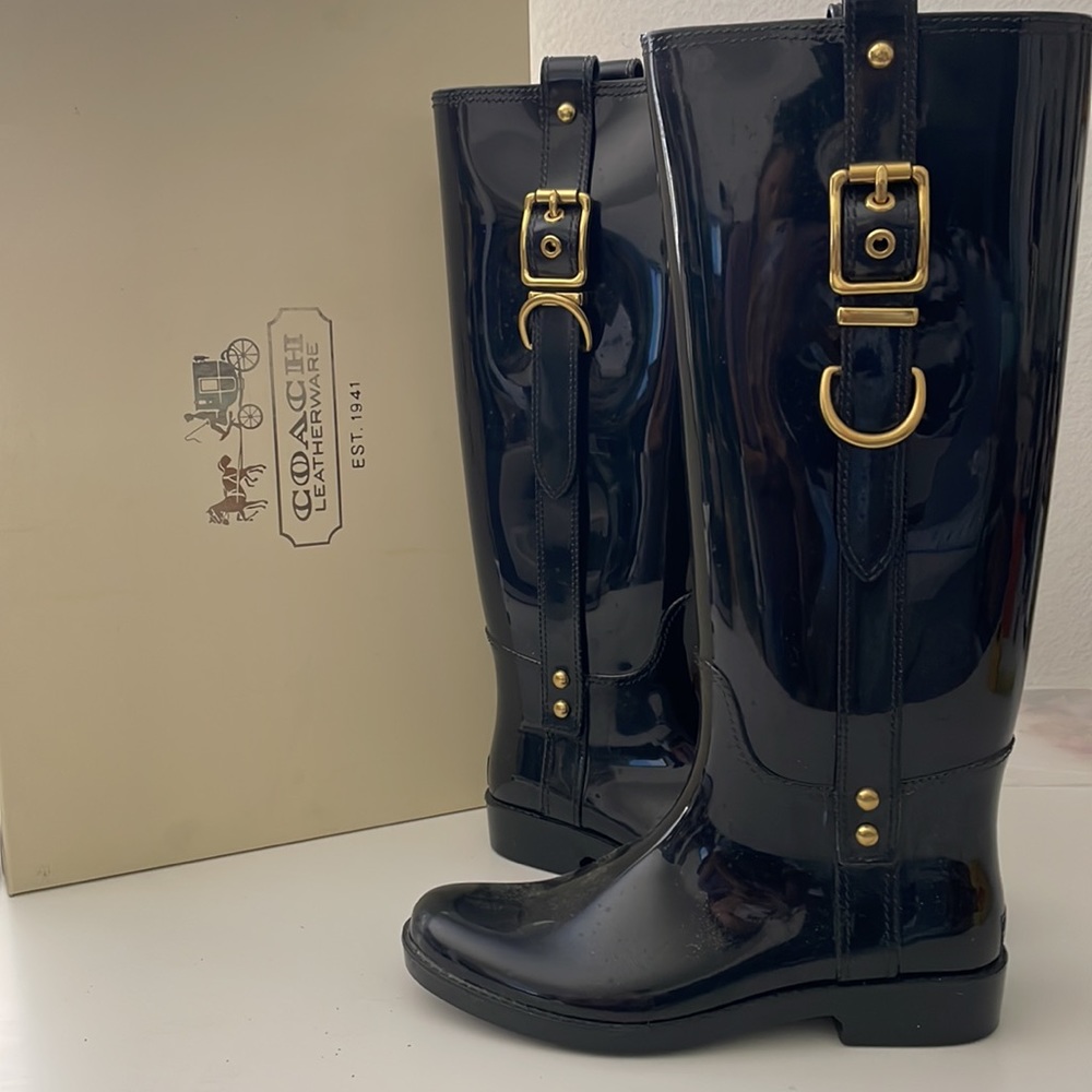 Coach 16” Black Tasha Shiny Finish Patent Rubber Rainboots size 7M